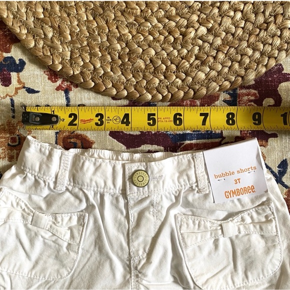 White Bubble Shorts - Picture 5 of 6